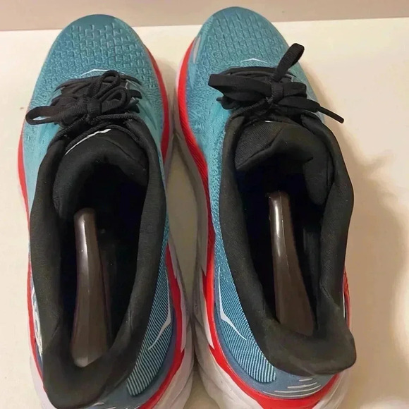 Clifton 8 Running shoes are soft and extremely comfy - Picture 6 of 14